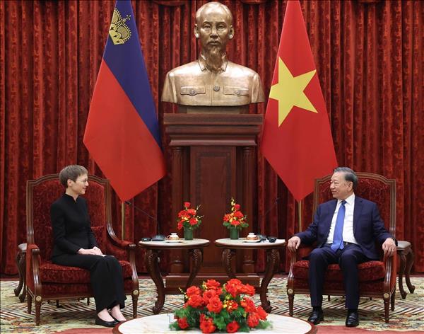 Máximo dirigente vietnamita recibe a primera ministra de Liechtenstein