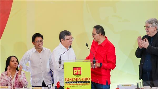Việt Nam chia sẻ tầm nhìn phát triển, thúc đẩy hợp tác tại Mexico