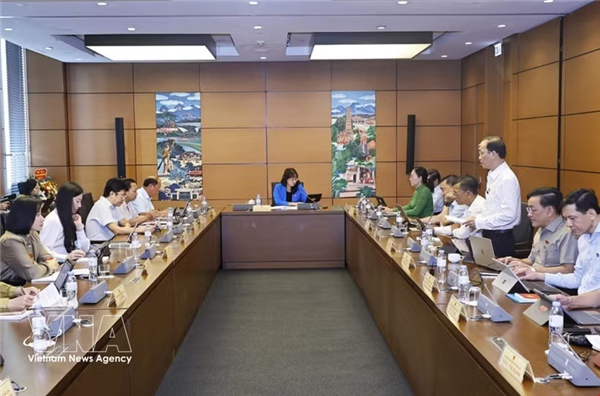 第十六届国会第二次会议：加强监督，明确履行国际协议的责任