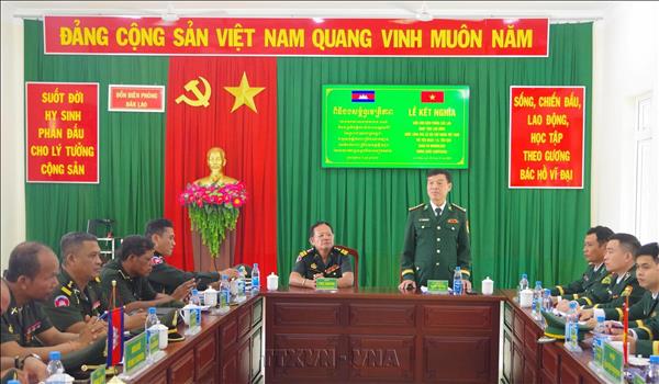 Hợp tác và phát triển tuyến biên giới Việt Nam - Campuchia