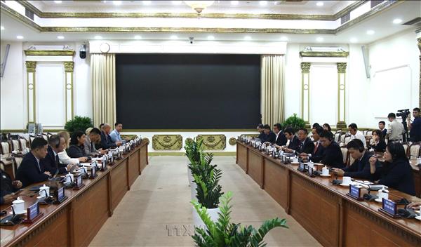 US technology, energy firms explore investment opportunities in Ho Chi Minh City