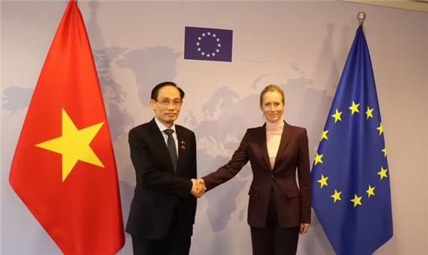 越南外交部长黎怀忠会见欧盟高级代表卡娅·卡拉斯