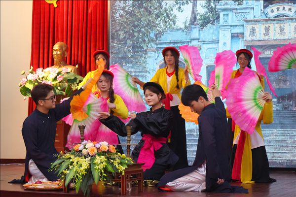 Khi lịch sử không chỉ nằm trên trang giấy tại Thanh âm di sản