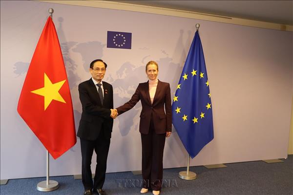 Vietnam et UE sengagent à approfondir leur partenariat