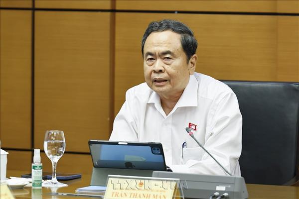 ສະ​ພາ​ແຫ່ງ​ຊາດ​ປຶກ​ສາ​ຫາ​ລື​ກ່ຽວ​ກັບການ​ດຸ່ນ​ດຽງ​ຜົນ​ປະ​ໂຫຍດ​ລະ​ຫວ່າງ​ລັດ, ຜູ້​ນຳ​ໃຊ້​ທີ່​ດິນ​ ແລະ ນັກ​ລົງ​ທຶນ