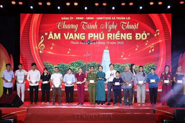 Đặc sắc chương trình nghệ thuật Âm vang Phú Riềng Đỏ
