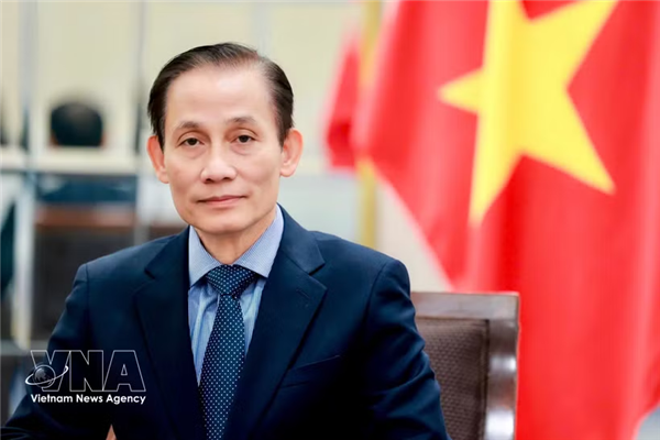 越南外交部长黎怀忠：全面提升越南与丹麦、欧盟和比利时的关系水平