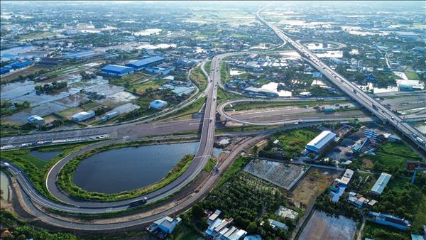 Cao tốc Bến Lức – Long Thành mở rộng kết nối giao thương