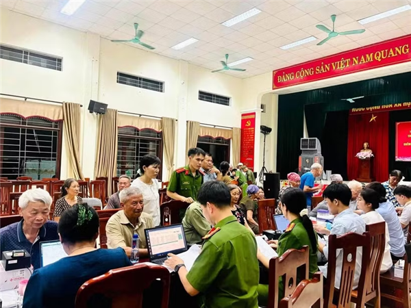 海防市：为超过7500名烈士亲属采集ADN检测样本