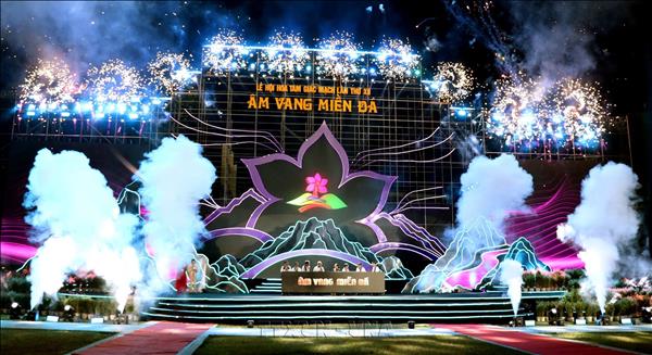 そばの花祭りでベトナム最北端の魅力を発信