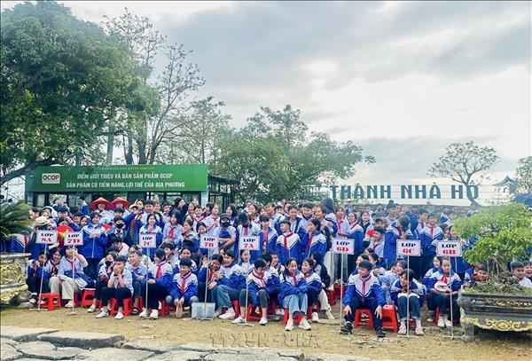 Gieo mầm tình yêu di sản và văn hóa cho thế hệ trẻ 