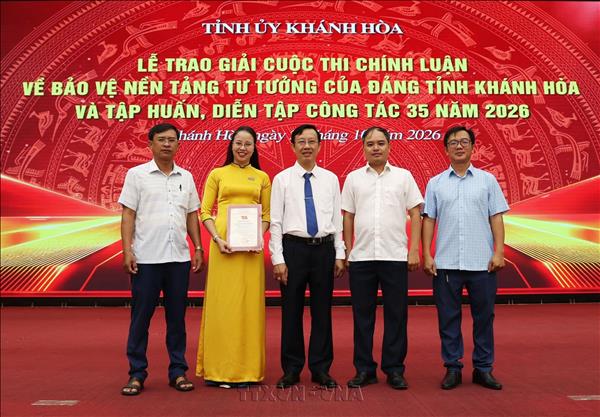 Nâng cao chất lượng thông tin, bảo vệ nền tảng tư tưởng của Đảng Phan Thị Sáu