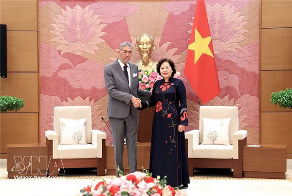 越南与多米尼加进一步深化议会间合作