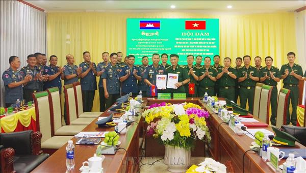 Nâng cao hiệu quả quản lý, bảo vệ trên tuyến biên giới Việt Nam - Campuchia