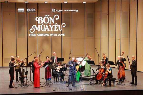 Nghệ sĩ Nhà hát Opera Hoàng gia Versailles biểu diễn trong chương trình hòa nhạc Bốn mùa yêu