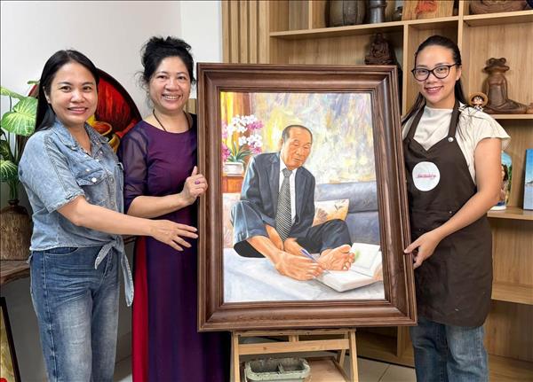 Nữ họa sĩ tái hiện những cuộc đoàn viên chưa từng có