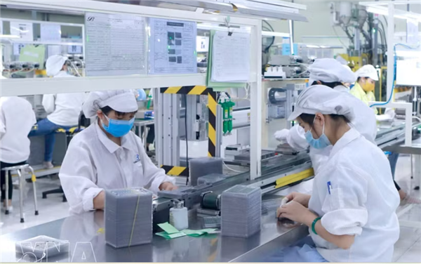 Lindustrie électronique confirme son rôle moteur et contribue à la croissance des exportations