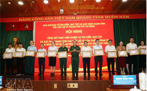 Hô Chi Minh-Ville renforce la coordination pour la deuxième phase de la Campagne des 500 jours et nuits