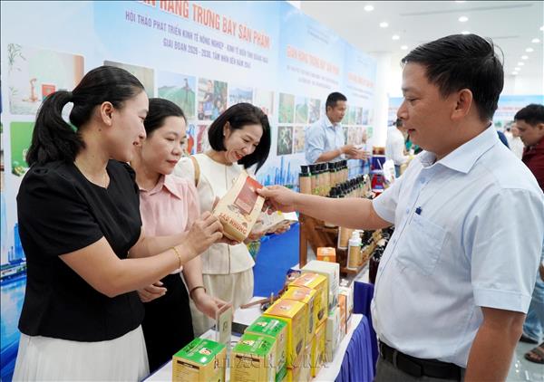 Khai thác lợi thế bản địa, phát triển hệ sinh thái sản phẩm OCOP