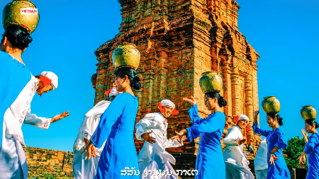 ສີສັນ ງານບຸນ ກາເຕ