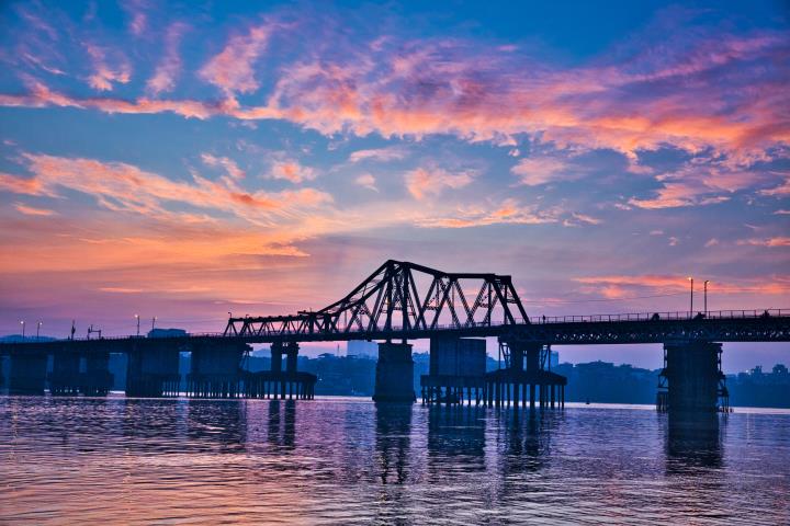 Pont Long Bien, symbole emblématique de lhistoire de Hanoï