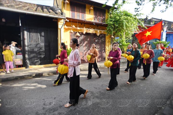 ホイアン旧市街の元宵節 - 国家無形文化遺産