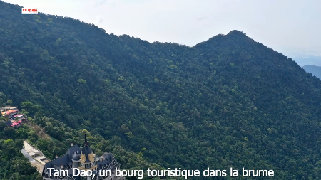 Tam Dao, un bourg touristique dans la brume
