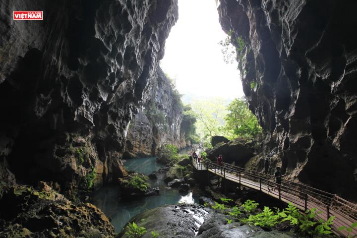Kỳ quan Phong Nha - Kẻ Bảng
