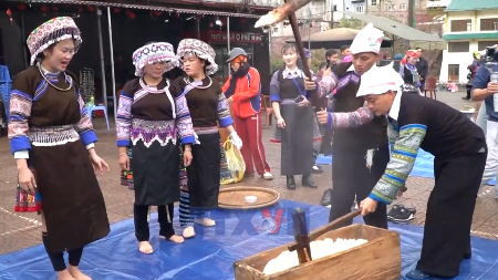 ງານແຂ່ງຂັນຕຳເຂົ້າປຸ້ນ ເພີ່ມສີສັນອັນເບີກບານມ່ວນຊື່ນ ຢູ່ ເມືອງ ມູກາງຈາຍ