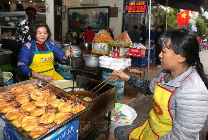Стритфуд в Ханое