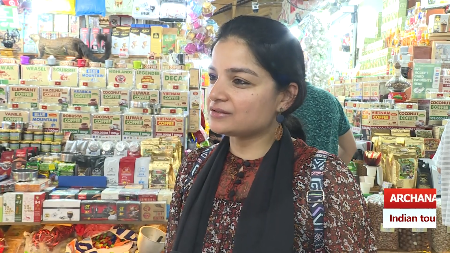 Intl tourists fall in love with Vietnams green products