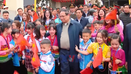 Prime Minister urges no one left behind as Tet approaches