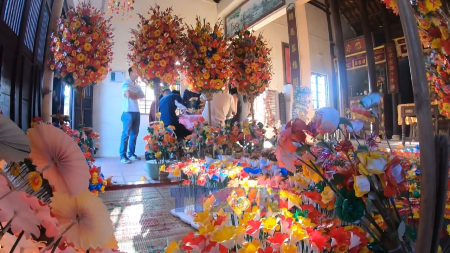 Les couleurs du printemps au village des fleurs en papier de Thanh Tien à Hue