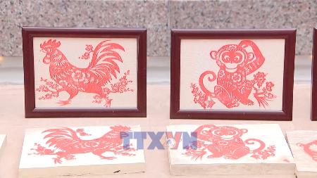 顺化安传村楹联失而复得 吸引国际目光