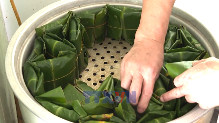 Phu The cake preserves traditional flavour of Bac Ninh