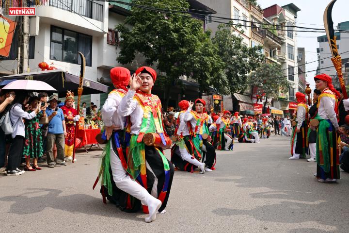 Điệu múa cổ Con đĩ đánh bồng làng Triều Khúc