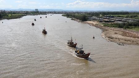 解除IUU黄牌警告：乂安省加强渔船进出港综合监管