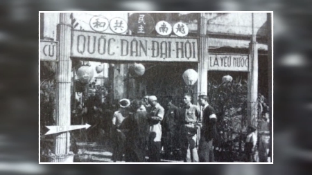 Lexemple civique de Hô Chi Minh lors des premières élections vietnamiennes en 1946