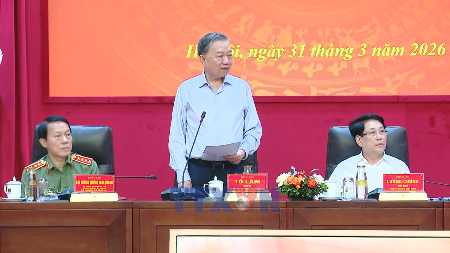 Party leader urges effective implementation of national security tasks in new context