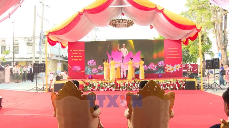 胡志明主席遗迹区修缮项目在沙湾拿吉省竣工移交