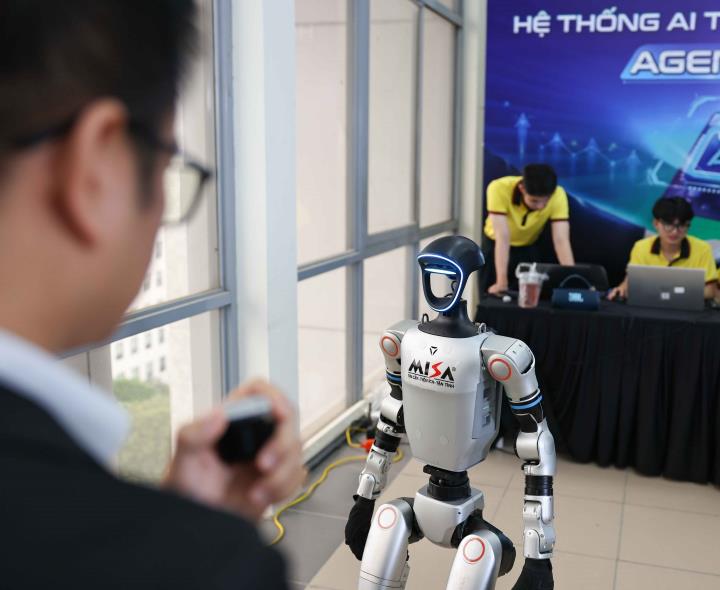 Nghị quyết 57 _ Cú hích đưa công nghệ và AI vào giảng dạy 