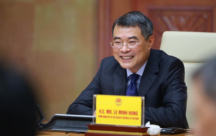 PM outlines three key cooperation directions at expanded AZEC Summit