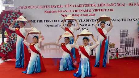 Da Nang welcomes first flight from Vladivostok