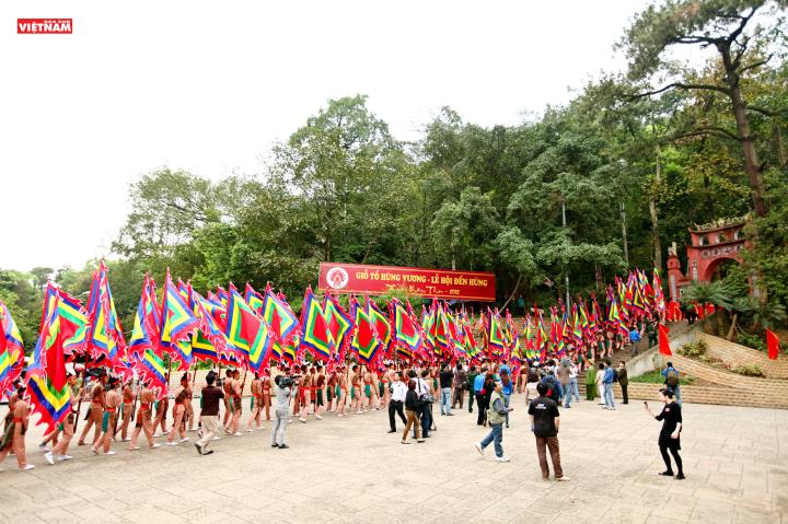 Về miền di sản