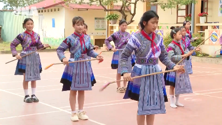 Border school helps preserve ethnic cultural heritage