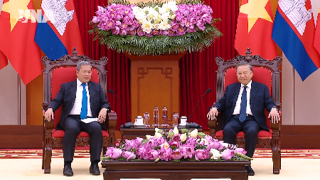 Vietnam, Cambodia committed to elevating bilateral relations to new heights