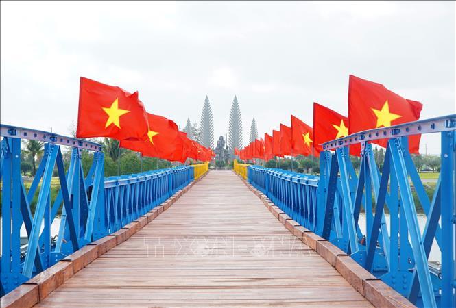 Hiền Lương - Bến Hải đón dòng người trong mùa tri ân