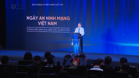 Bảo đảm an ninh mạng phải gắn kết giữa bảo vệ hệ thống và bảo vệ con người