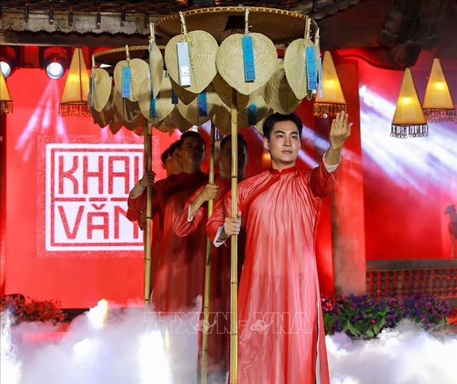 Khai Văn - chào mừng 950 năm Văn Miếu - Quốc Tử Giám
