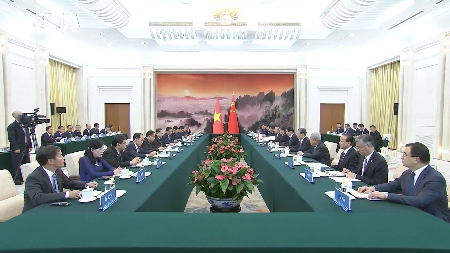 Le président de lAN Tran Thanh Man en visite officielle en Chine